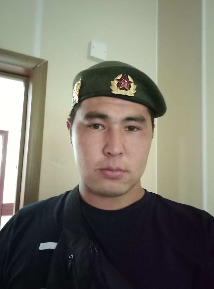  28388479  Timur, 24 ,    