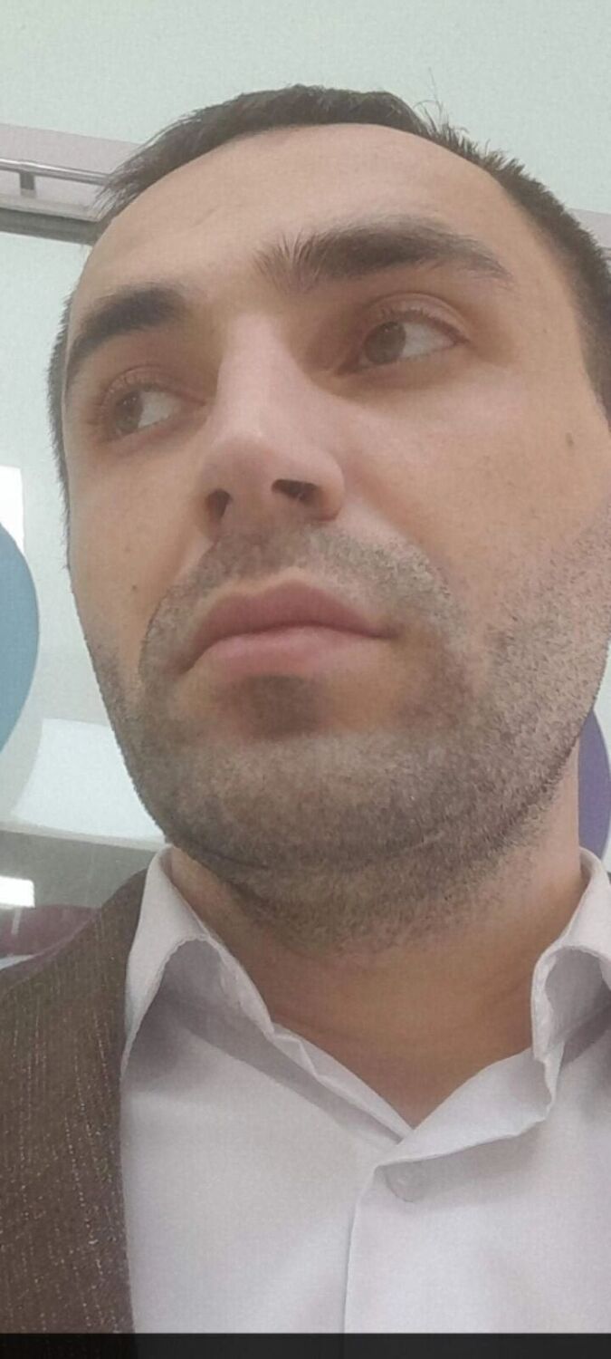  47608849  Astemir, 35 ,    