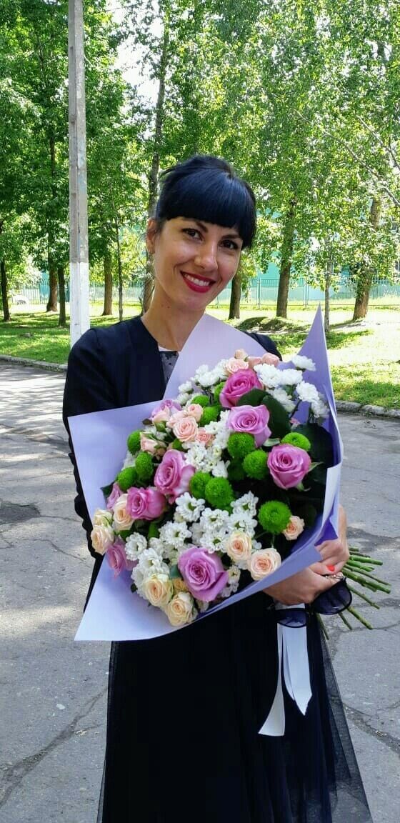  18288449  Yanita, 42 ,    