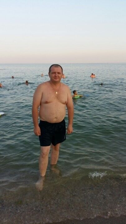  10156599  Nikolay, 41 ,    