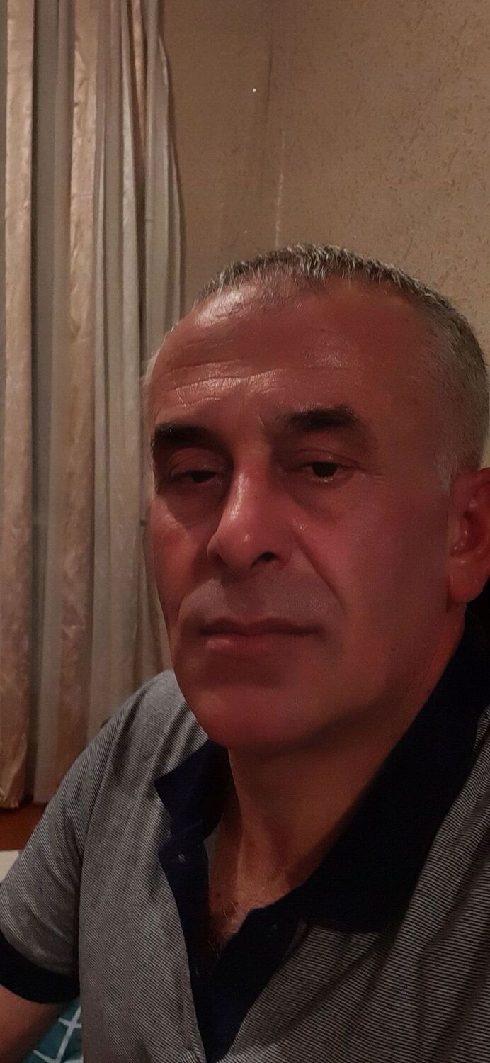  ,   Sandrik, 44 ,   ,   , c 