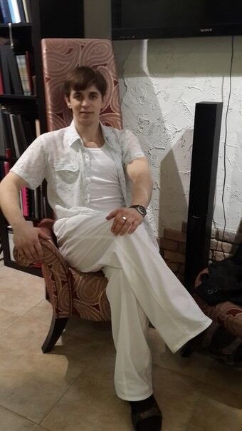  ,   Leo, 37 ,   