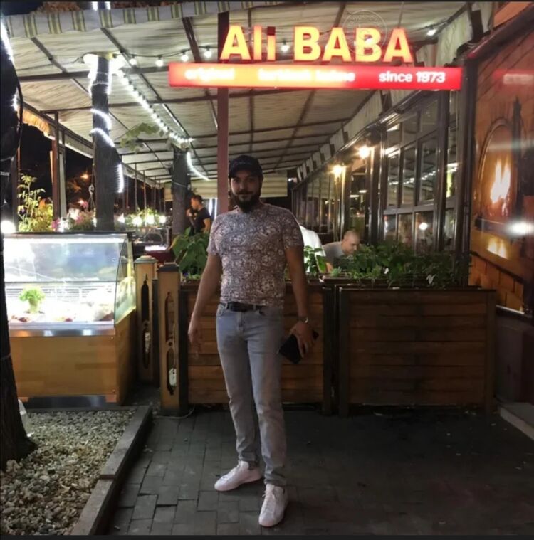  ,   Alex, 31 ,   ,   