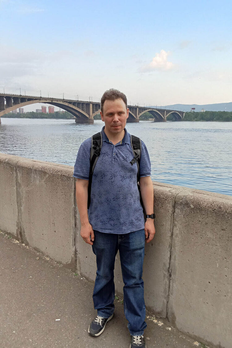  ,   Mikhail, 36 ,   ,   , c 