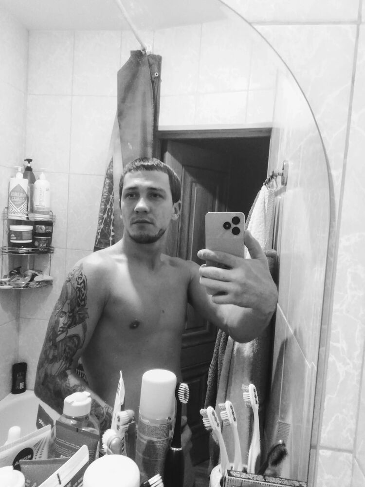  48813459  , 28 ,    