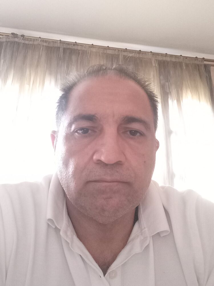  28708519  , 61 ,    