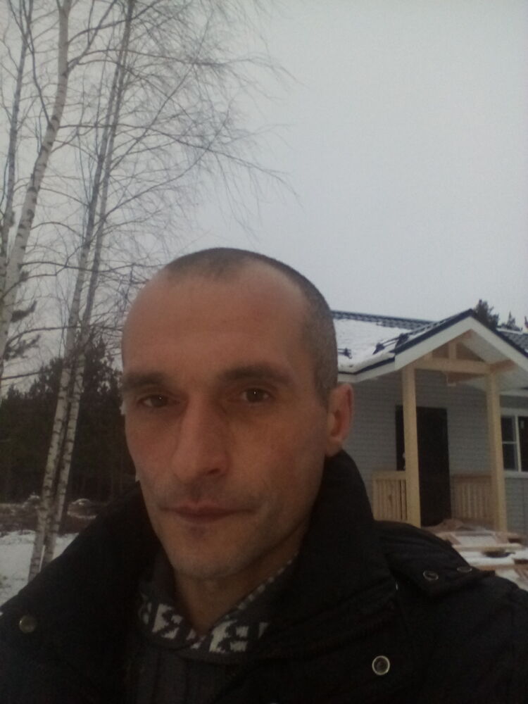  30447819  Dysa, 46 ,    