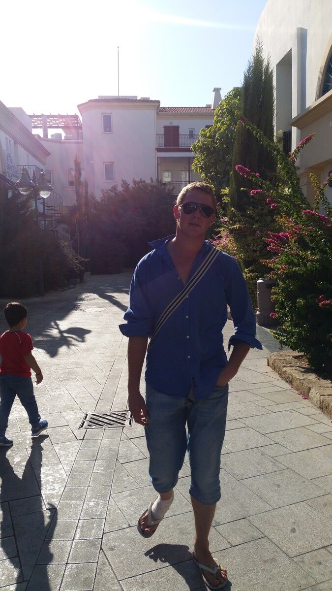  ,   Tom, 31 ,   ,   , c 