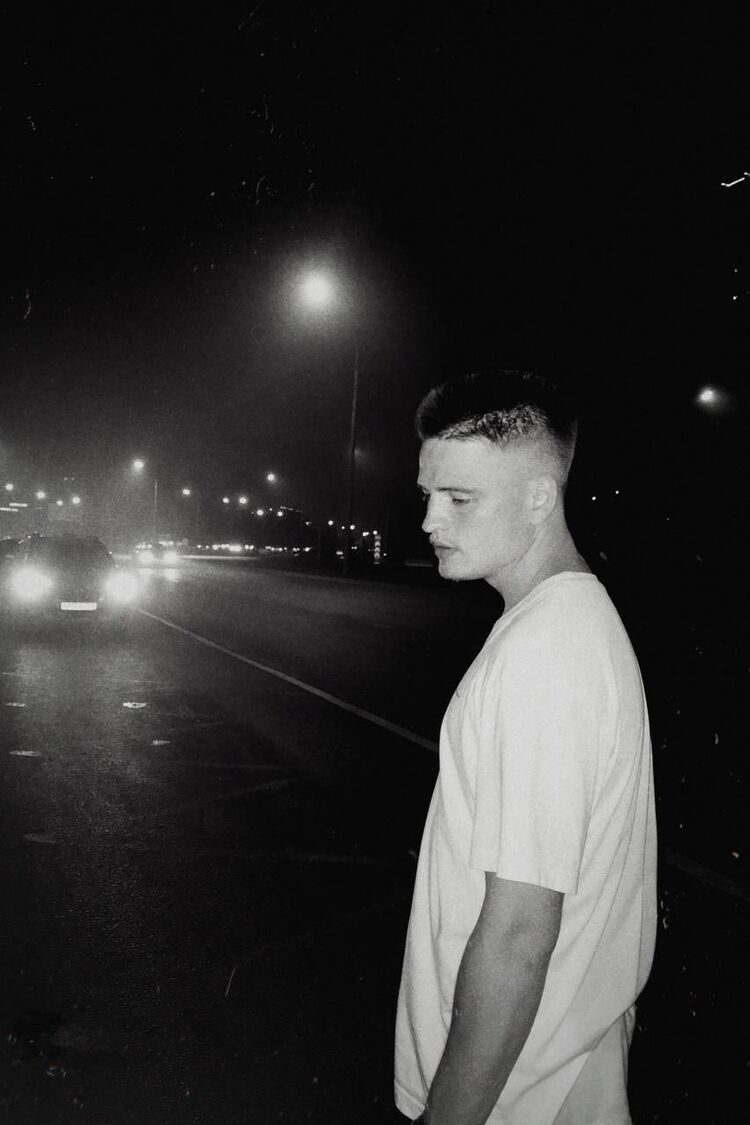  28476129  Alexey, 28 ,     