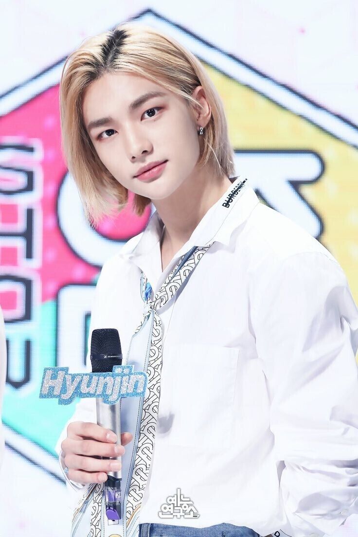  ,   Huynjin, 24 ,   