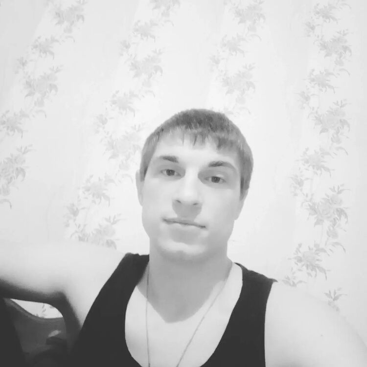  ,   Ivan, 28 ,   c 