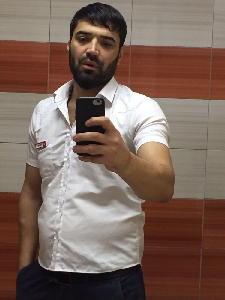  48939889  Anvar, 40 ,    