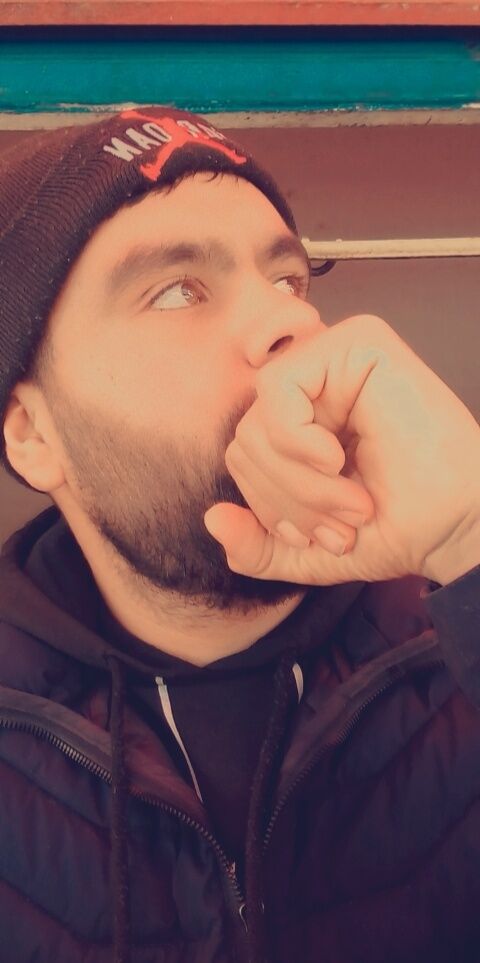  Algiers,   Oussama, 26 ,   ,   
