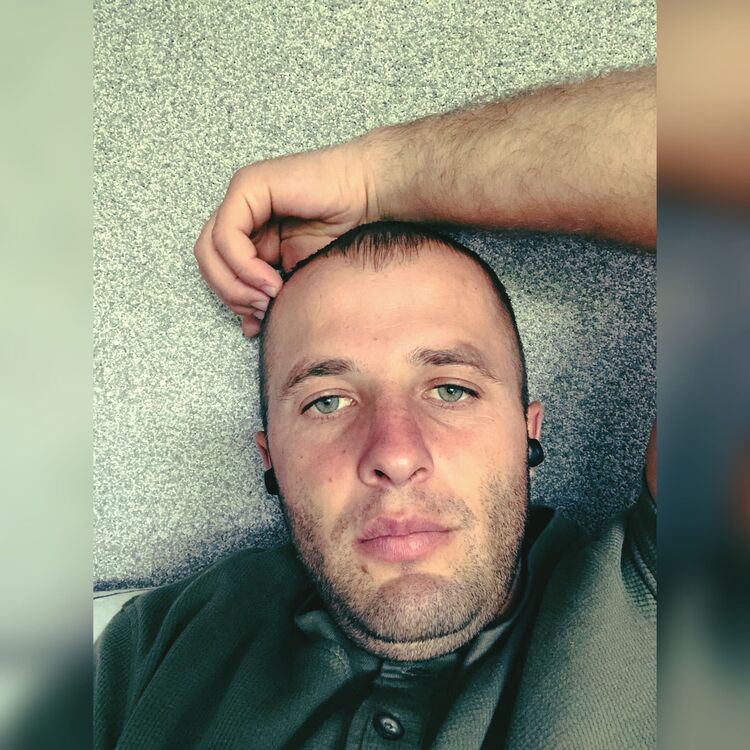  26815739  Hovo, 31 ,    Zabrze