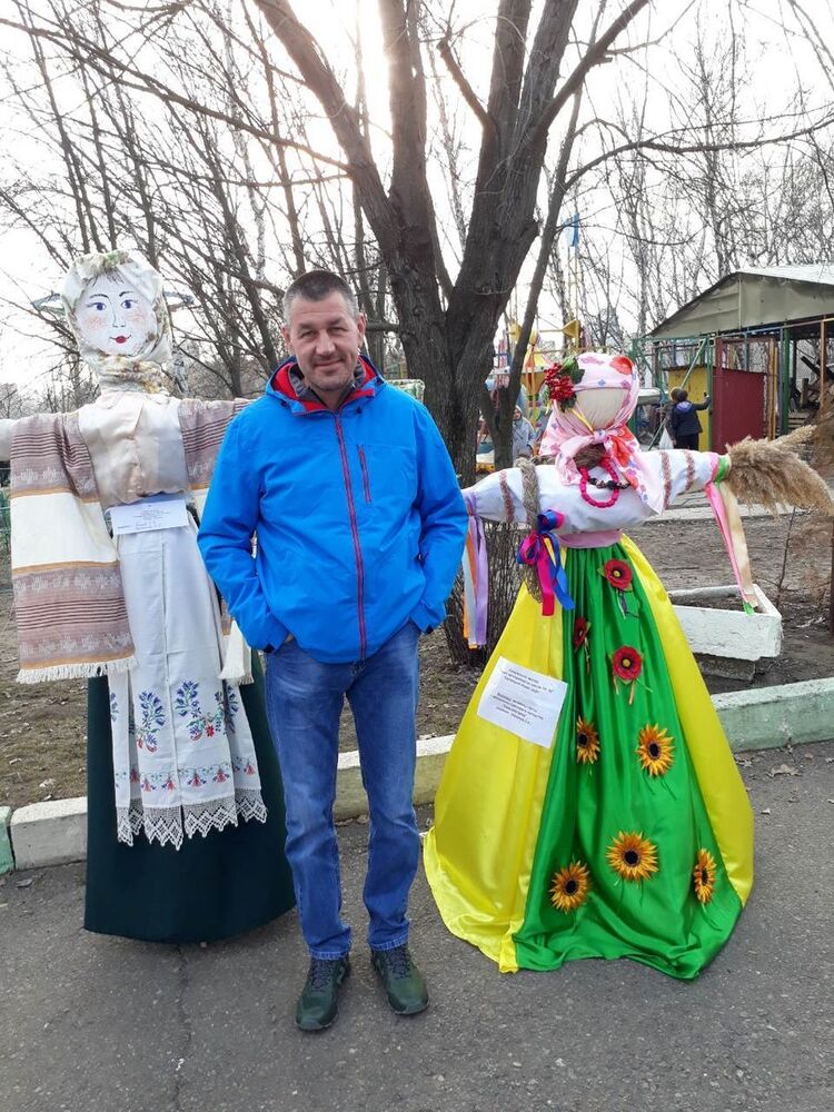  ,   Valentin, 56 ,   ,   , c 