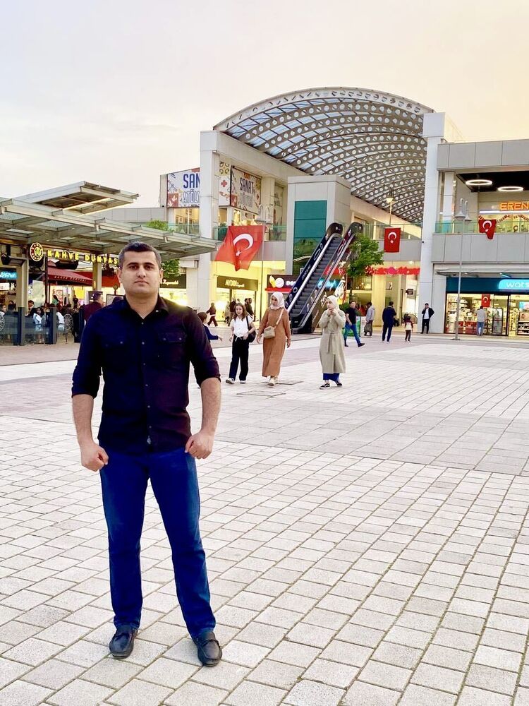  51502149  Rauf, 33 ,    