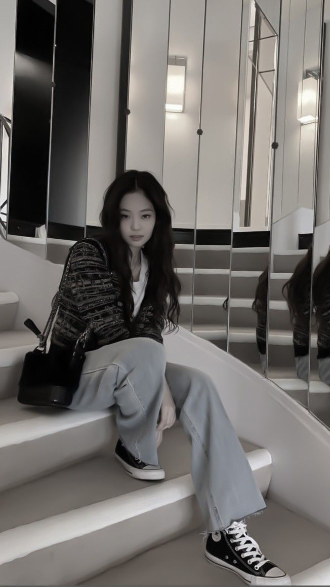  ,   Jennie, 20 ,   ,   