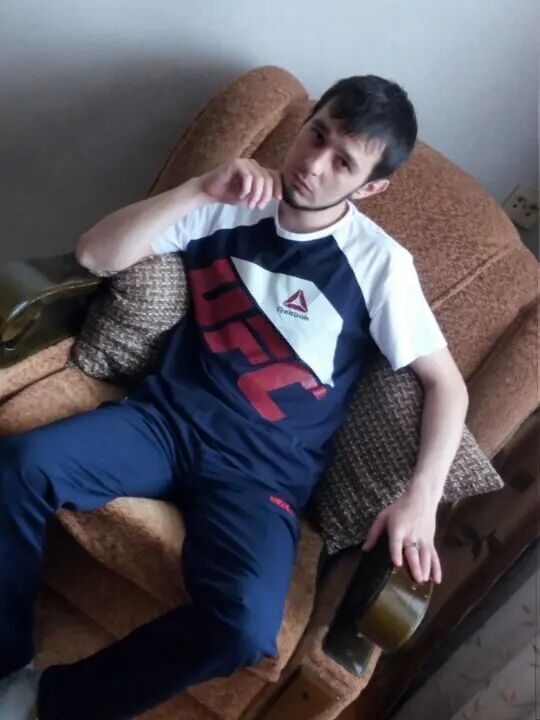  37074209  , 34 ,    