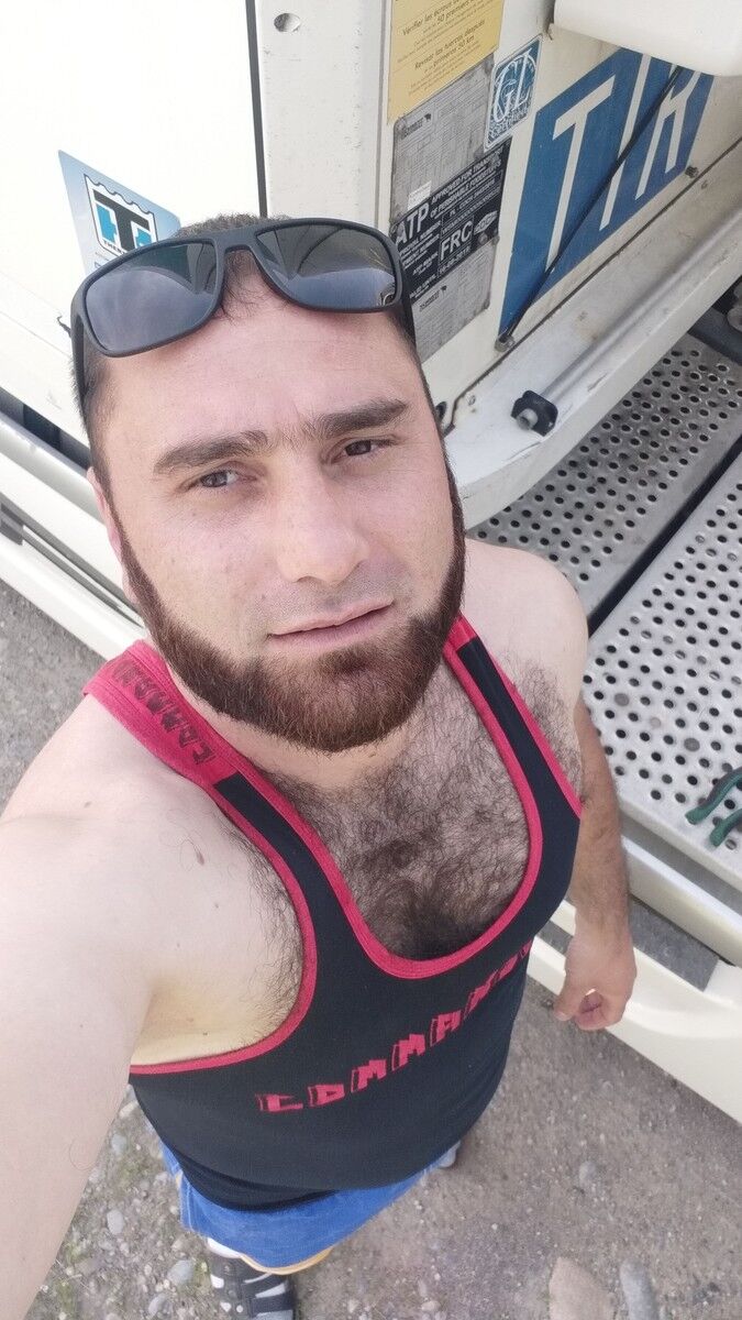  15861749  ALI, 36 ,    
