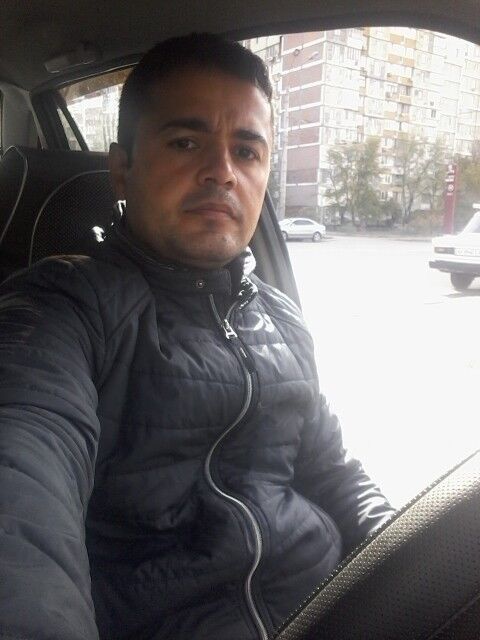  ,   Bek, 33 ,   ,   , c 
