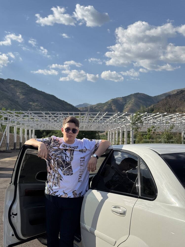  53977639  Baxtiyor, 25 ,    