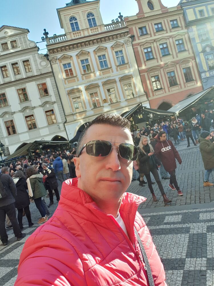  25256459  Boshko, 46 ,    Praha