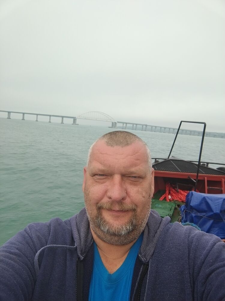  38223569  , 46 ,    