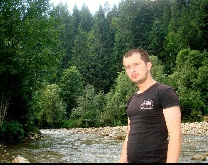  13745449  Vitalik, 38 ,    
