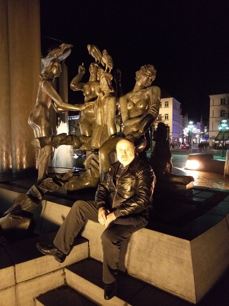  ,   Igor, 62 ,   ,   