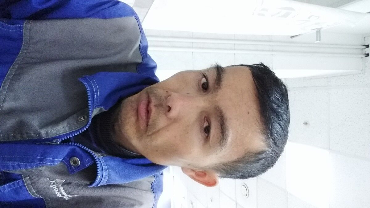  -,   Anvar, 40 ,   ,   , c 