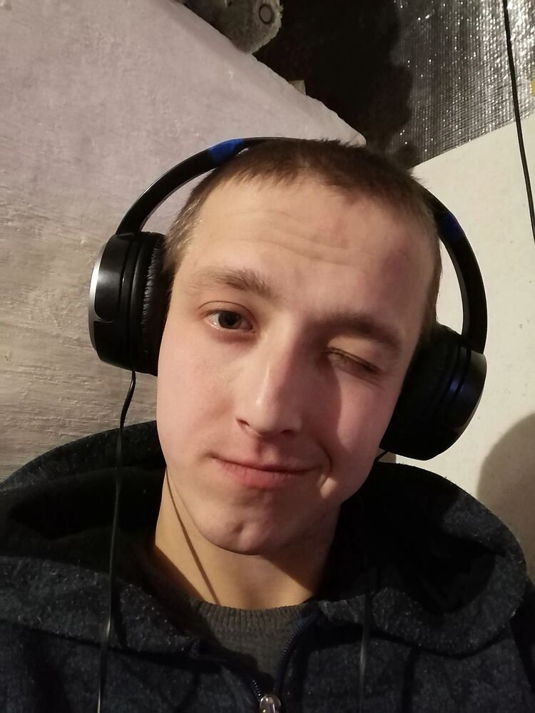  45237899  , 32 ,    