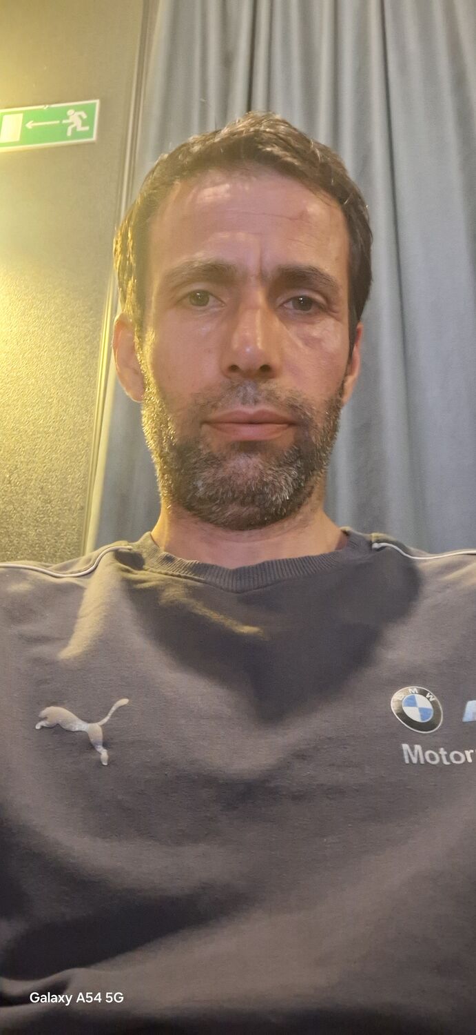  ,   Serhat, 40 ,   ,   