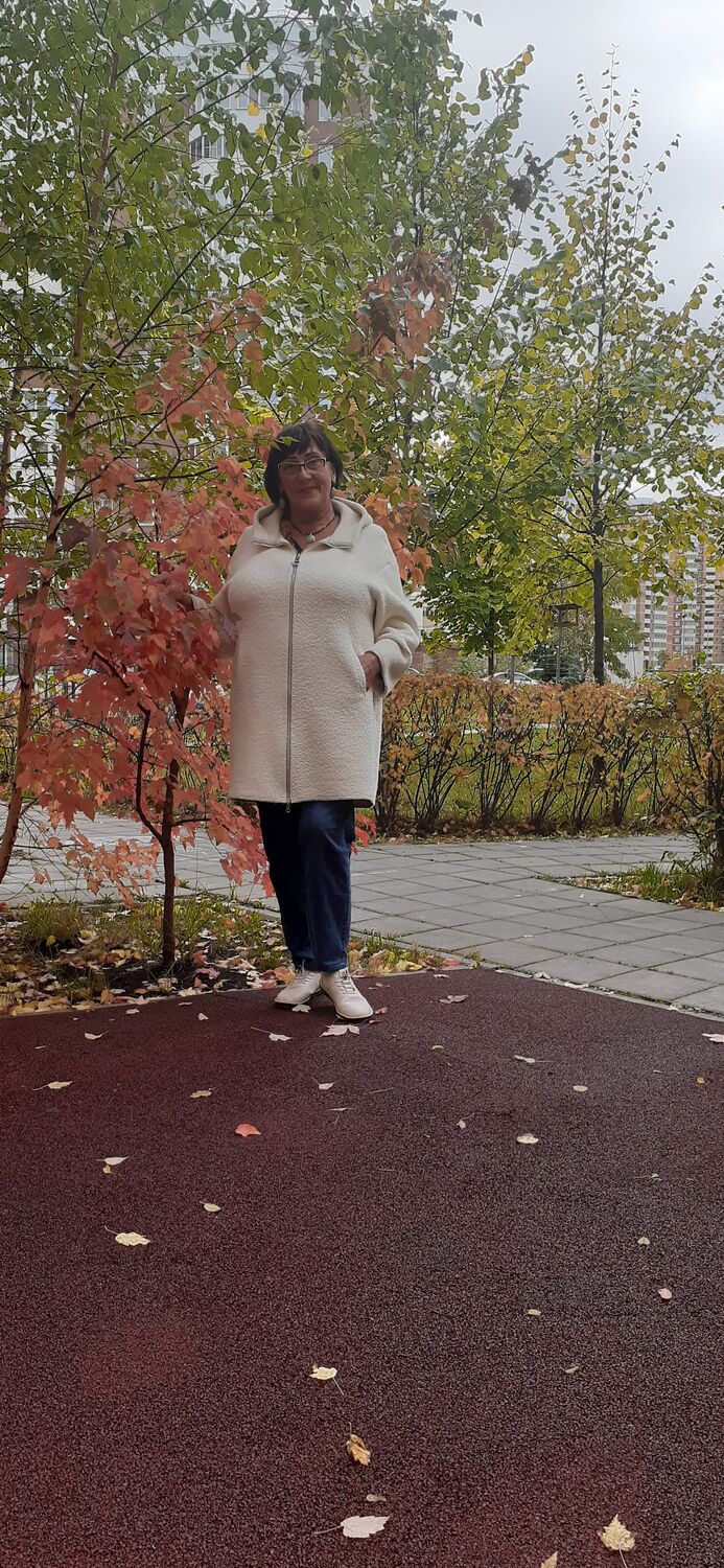  41317399  Olga, 64 ,    