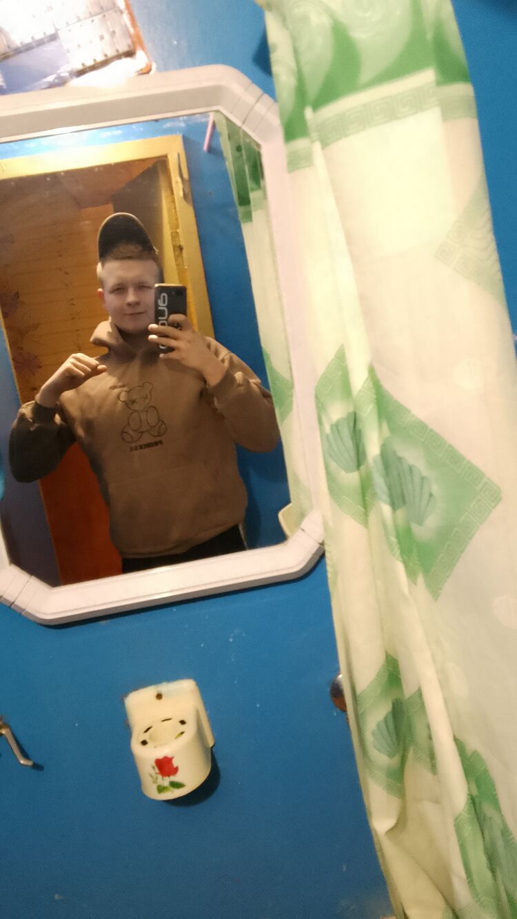  32504359  , 21 ,    