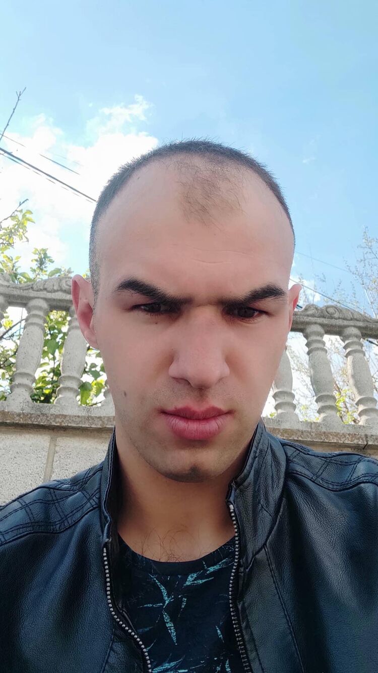  23247619  Vasile, 29 ,    