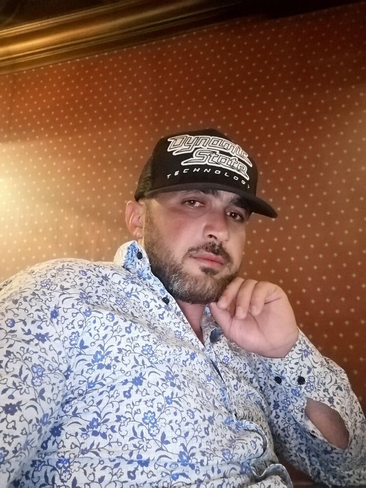  --,   Afiq, 35 ,   ,   