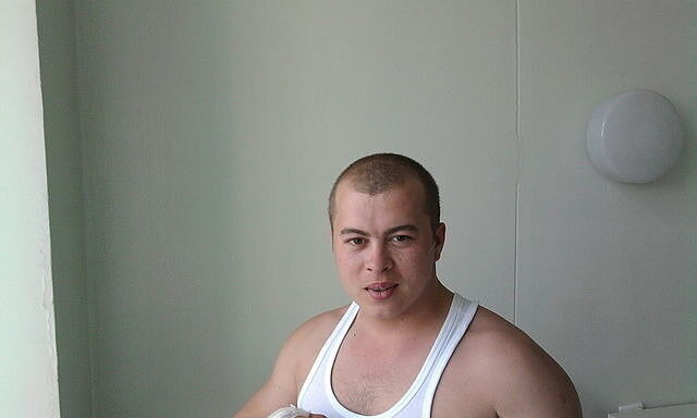  19888209  Sergei, 38 ,    --