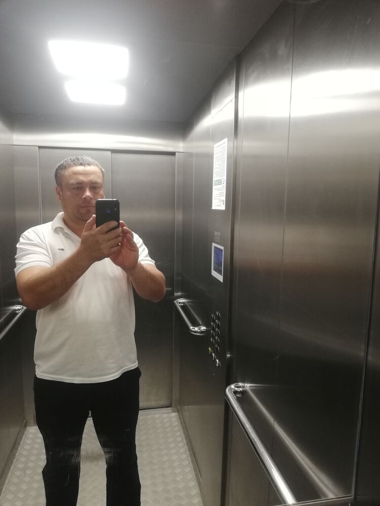  44081739  , 35 ,    