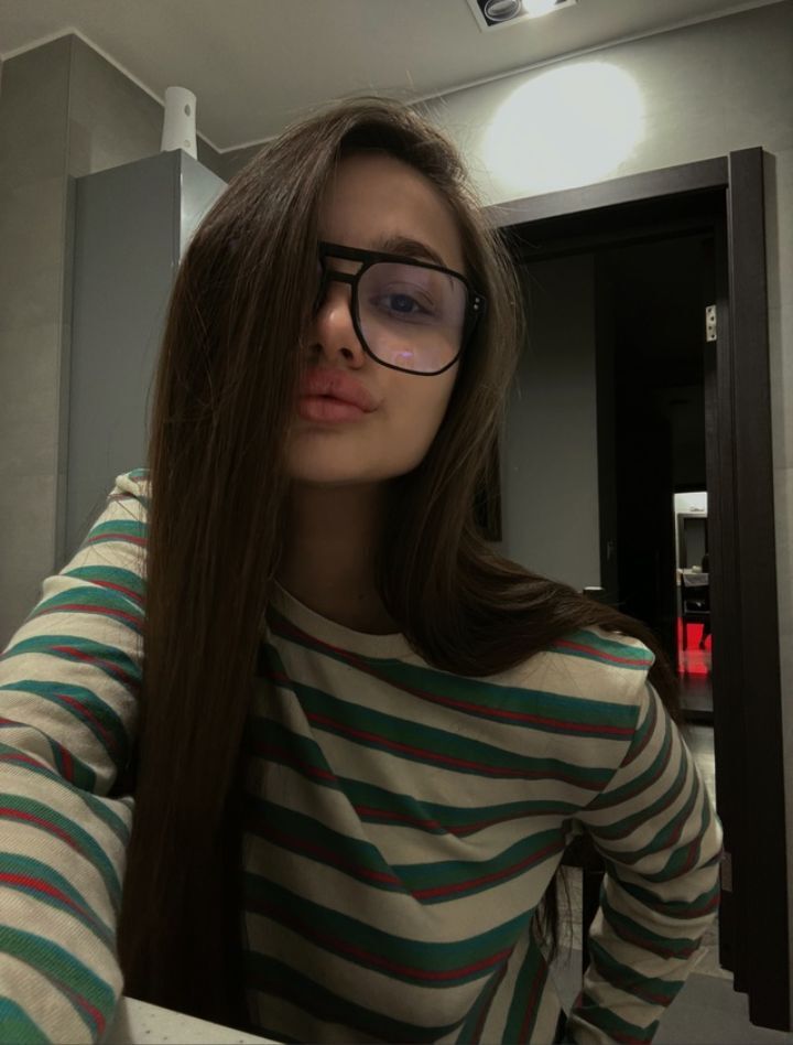  52728819  , 19 ,    