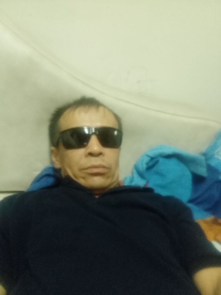  37011409  , 44 ,    