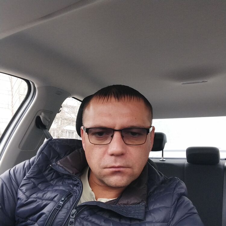  49783979  , 39 ,    