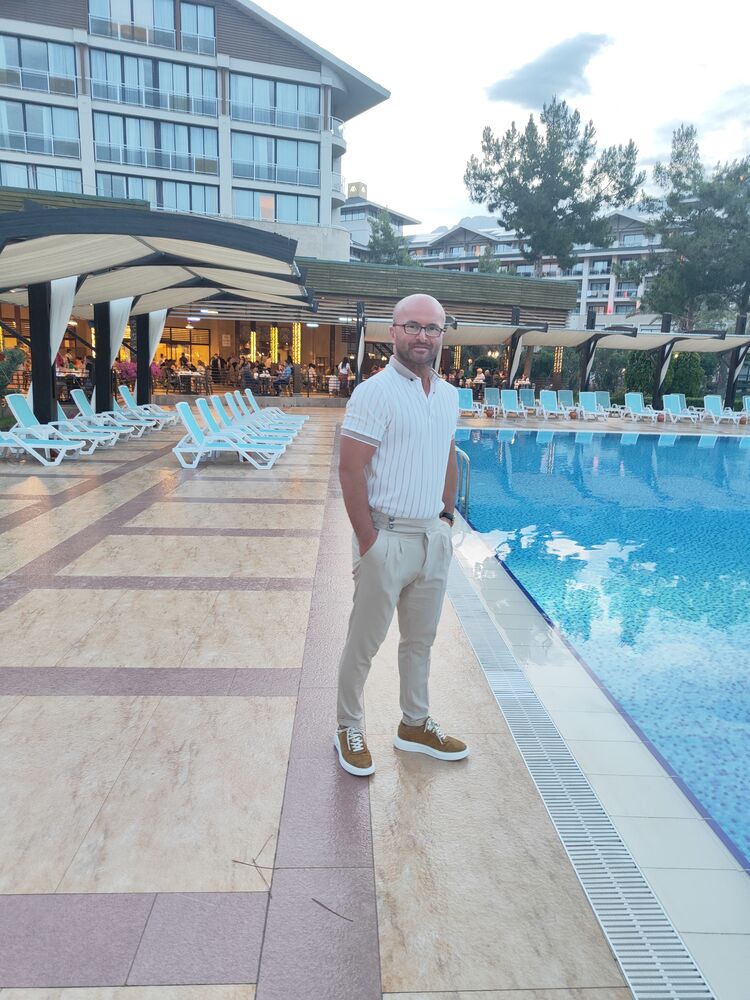  Corlu,   Dans, 43 ,   ,   