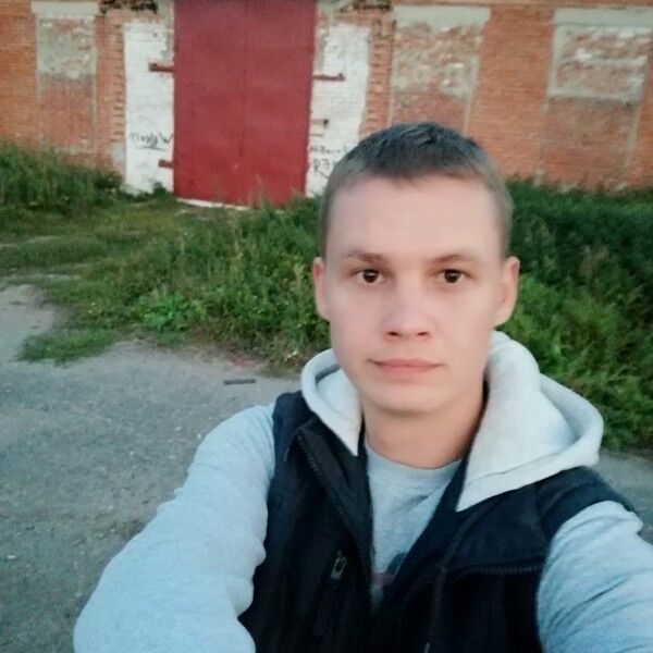  15977849  Roma, 32 ,    