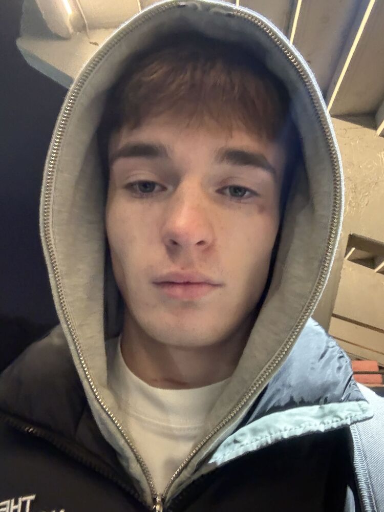  54221119  Egor, 24 ,    