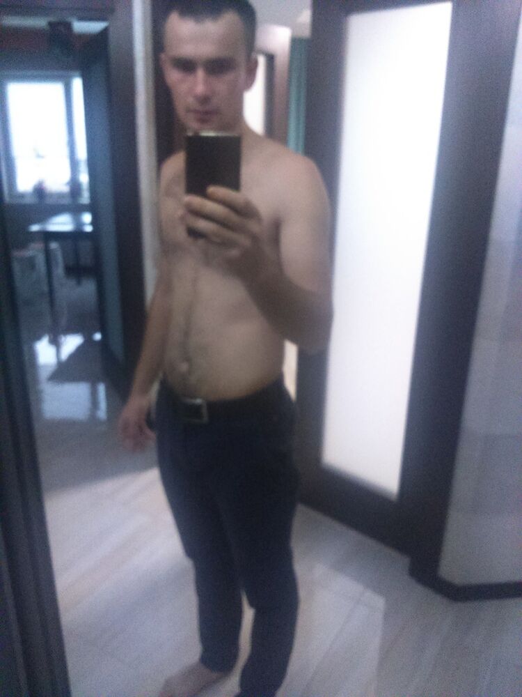  ,   Volodya, 32 ,   