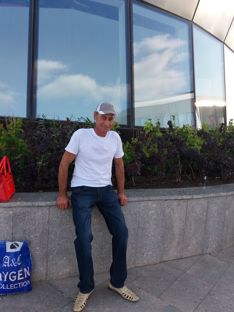  ,   Vladimir, 51 ,   ,   , c 