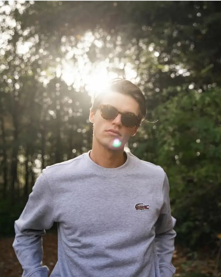 ���� 23097549 ������� �����, 32 ����, ���� ���������� � ����������