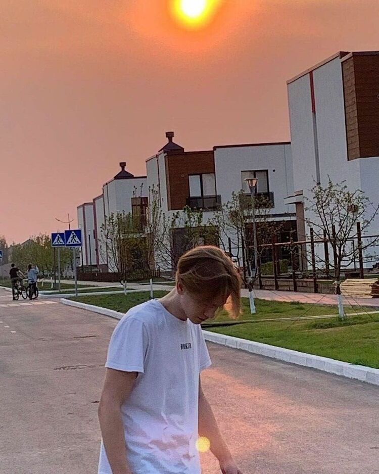  42906739  , 24 ,    