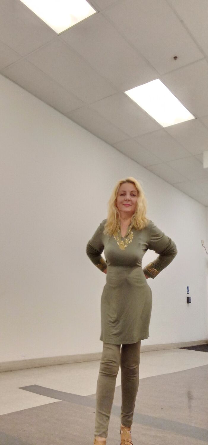  32250309  Lena, 58 ,    Tel Aviv-Yafo