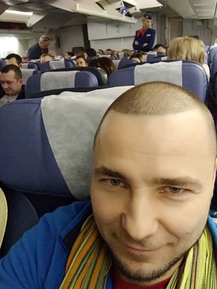  19533759  , 44 ,     